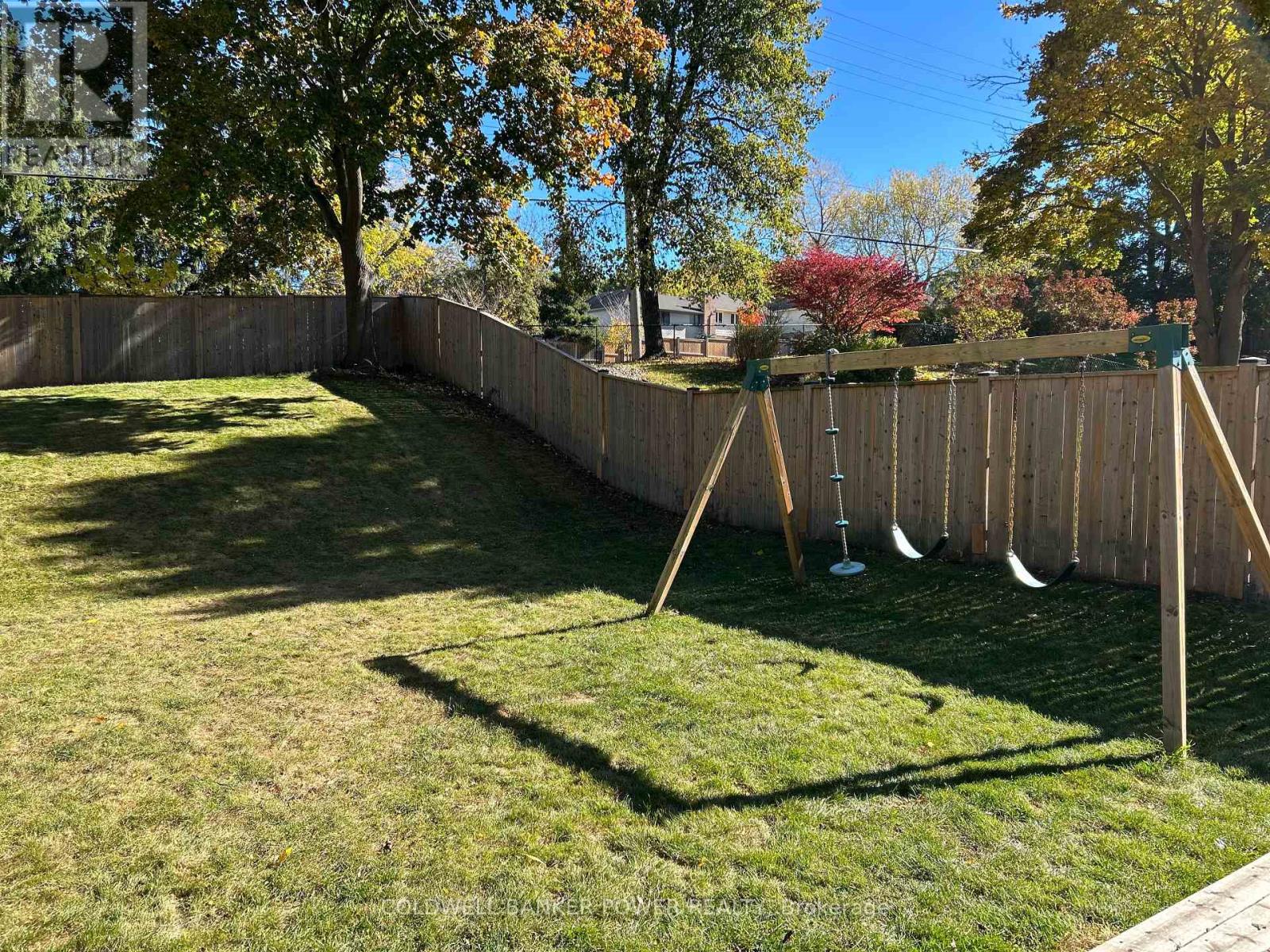 27 Foxcroft Crescent, London South, Ontario  N6K 3A3 - Photo 40 - X12738546