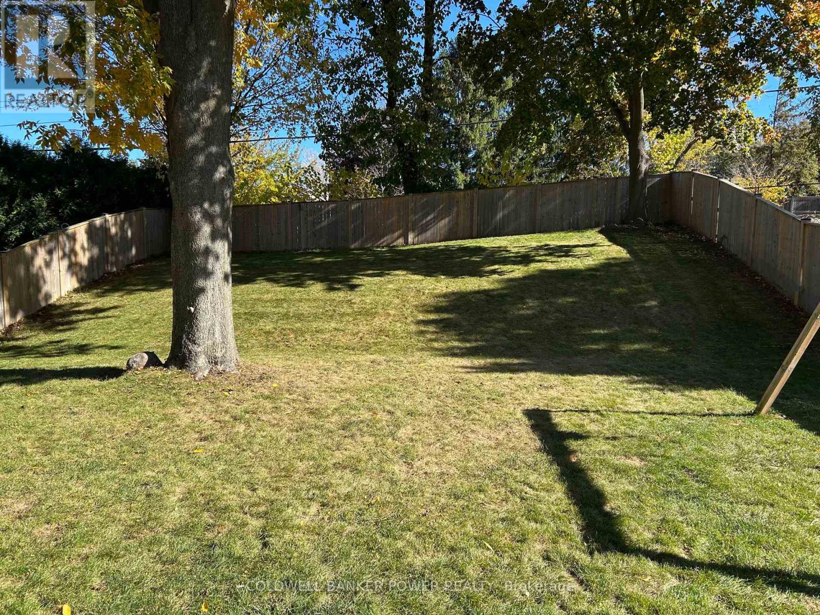 27 Foxcroft Crescent, London South, Ontario  N6K 3A3 - Photo 38 - X12738546