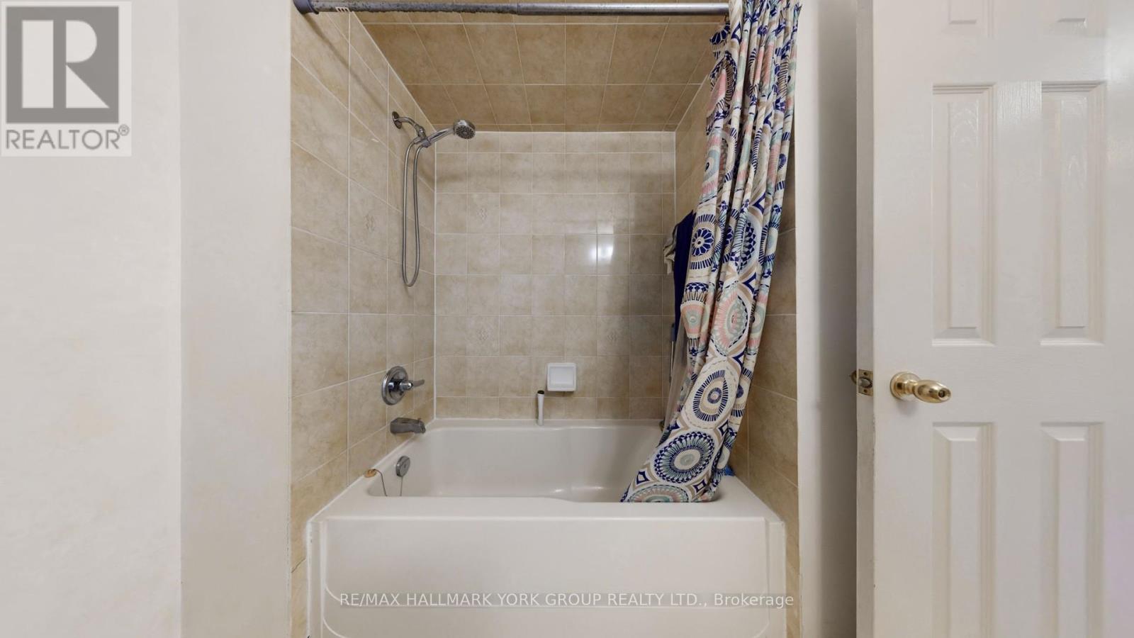 86 Petermann Street, Aurora, Ontario  L4G 7X5 - Photo 32 - N12738566