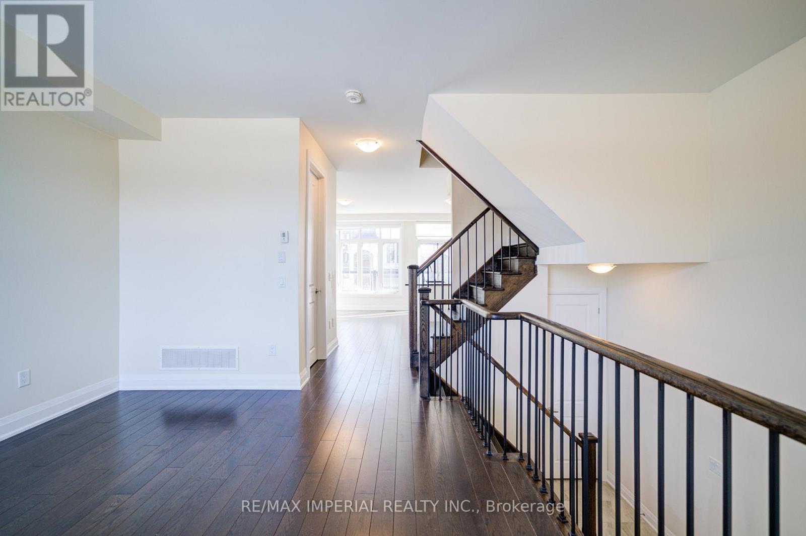 539 Carrville Road, Richmond Hill, Ontario  L4C 0Z9 - Photo 10 - N12738602