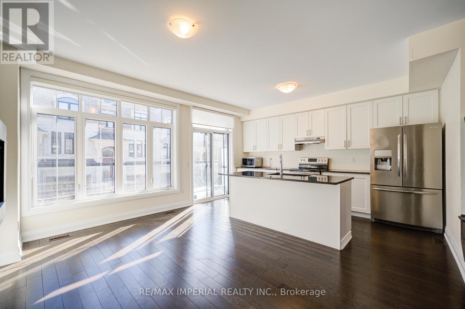 539 Carrville Road, Richmond Hill, Ontario  L4C 0Z9 - Photo 12 - N12738602