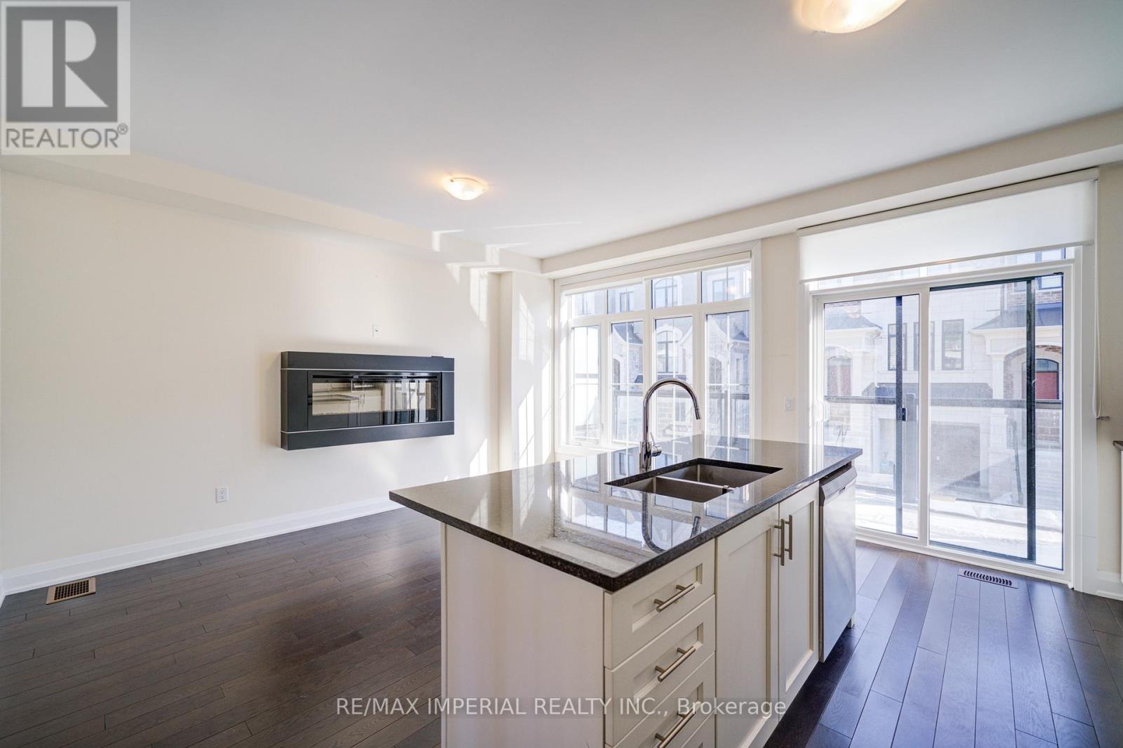 539 Carrville Road, Richmond Hill, Ontario  L4C 0Z9 - Photo 19 - N12738602