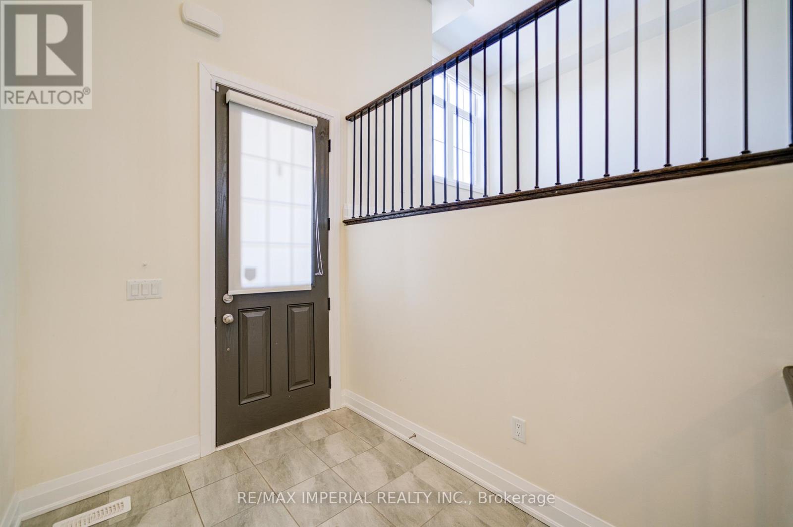 539 Carrville Road, Richmond Hill, Ontario  L4C 0Z9 - Photo 5 - N12738602