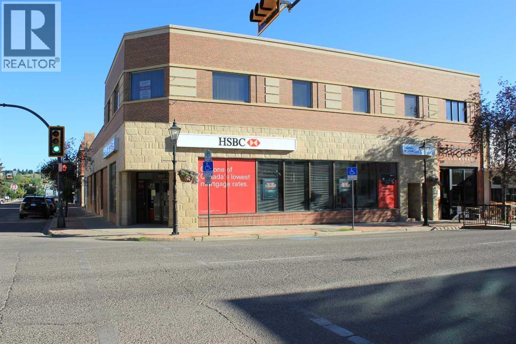 602 3 Street Se, Medicine Hat, Alberta  T1A 0H5 - Photo 2 - A2208483