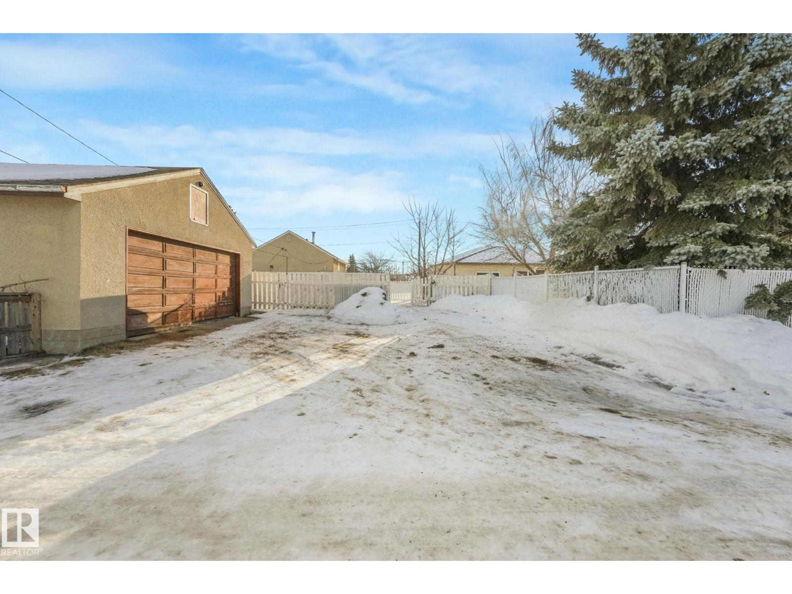 7424 128 Av Nw, Edmonton, Alberta  T5C 1T1 - Photo 30 - E4471222