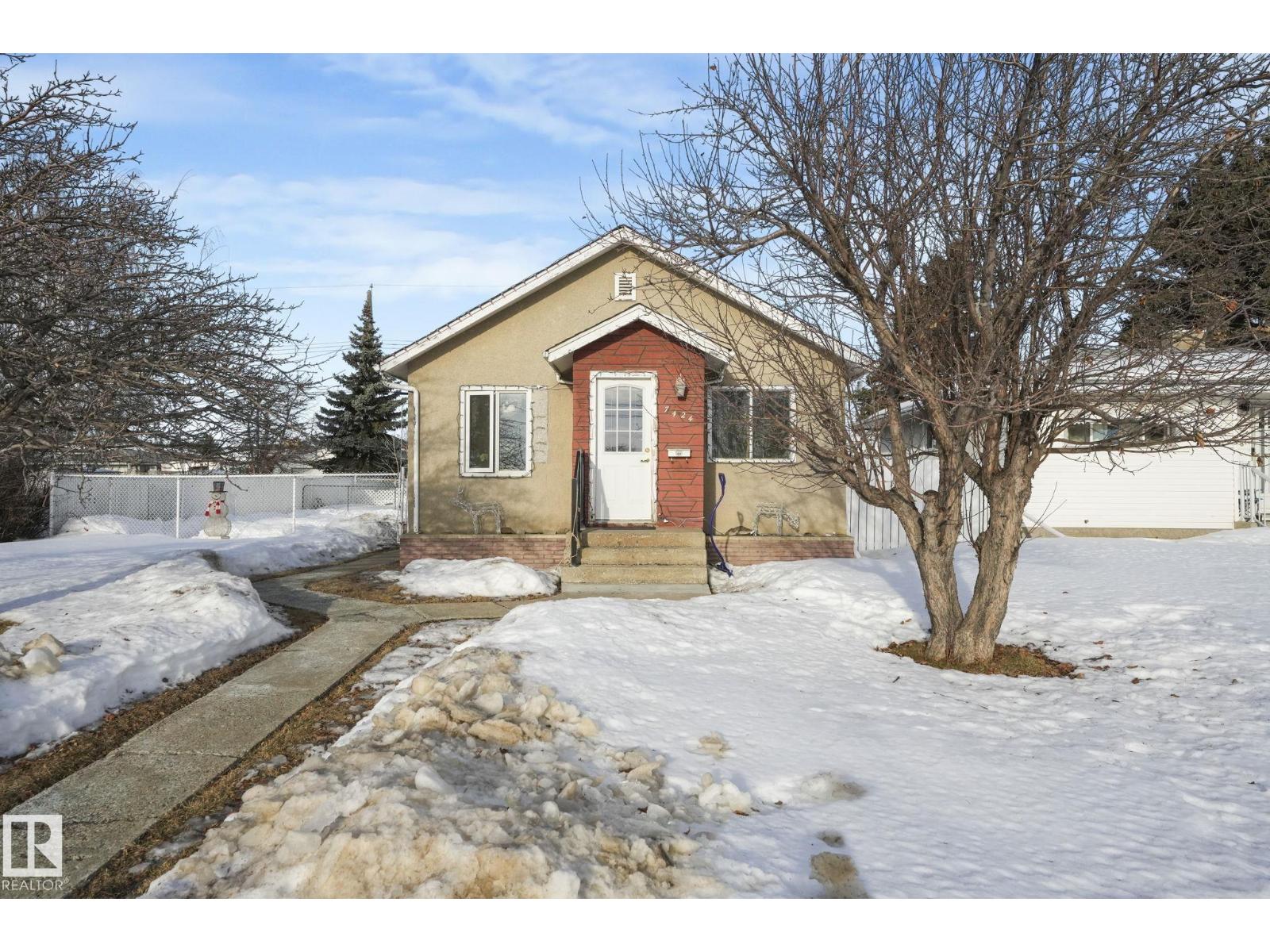 7424 128 Av Nw, Edmonton, Alberta  T5C 1T1 - Photo 3 - E4471222