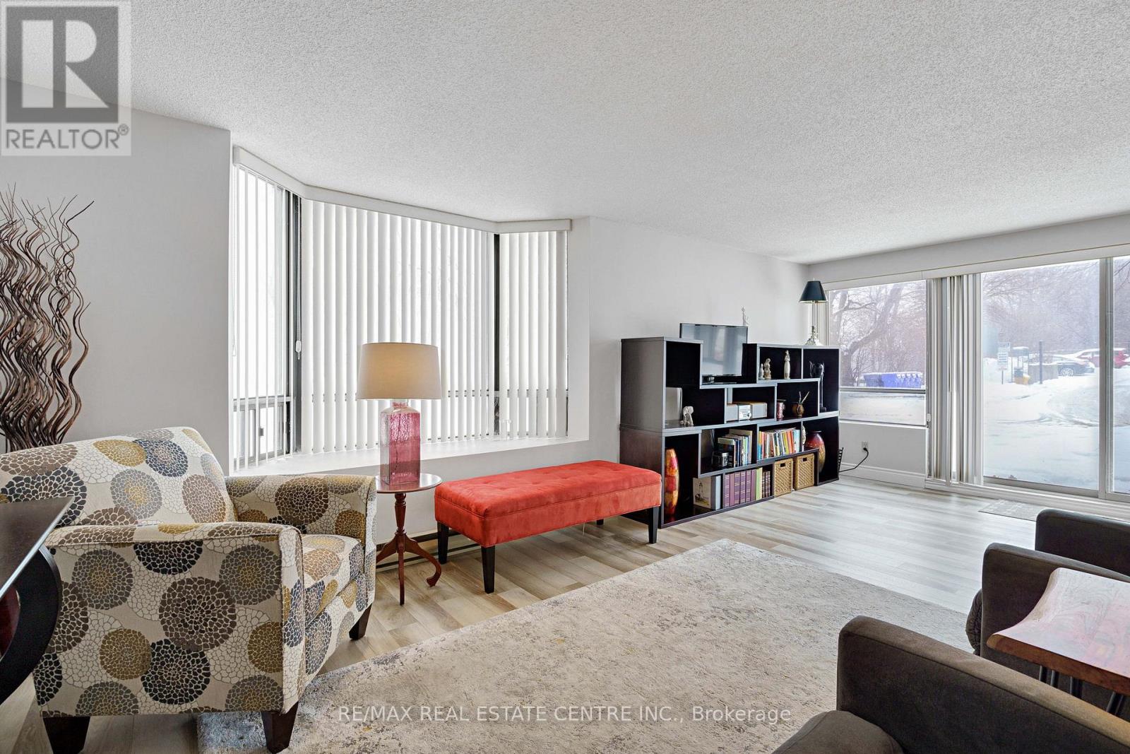 110 - 570 Proudfoot Lane, London North, Ontario  N6H 4Z1 - Photo 4 - X12738808