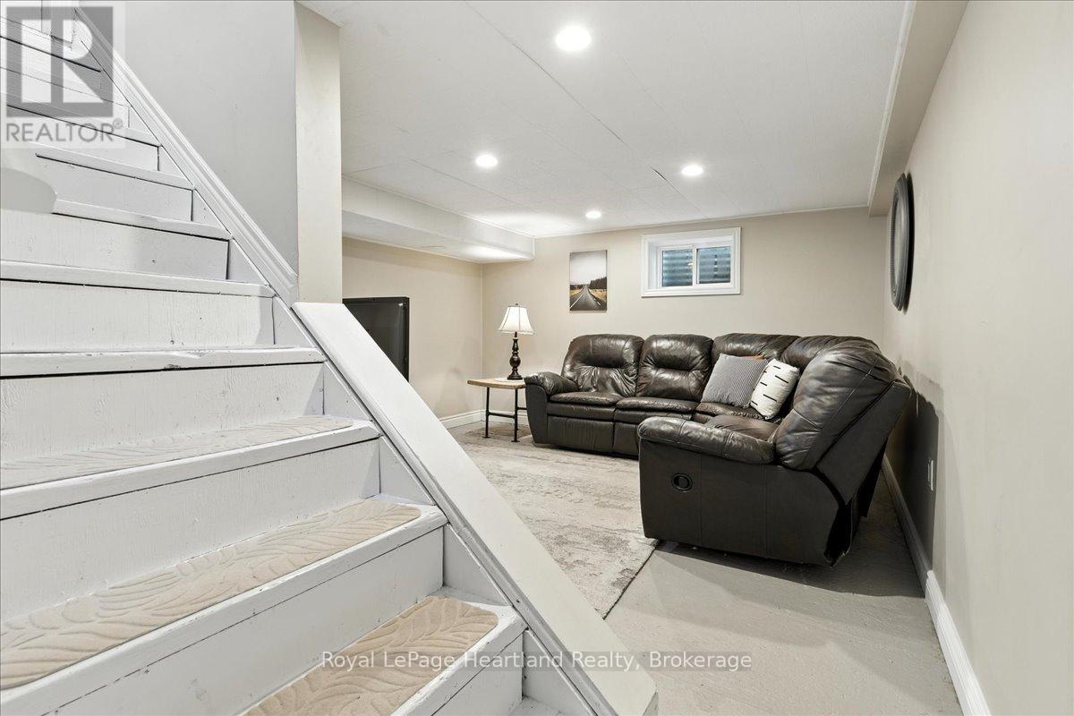 7637 Wellington Road 7, Mapleton, Ontario N0B 1A0 - Photo 27 - X12738716