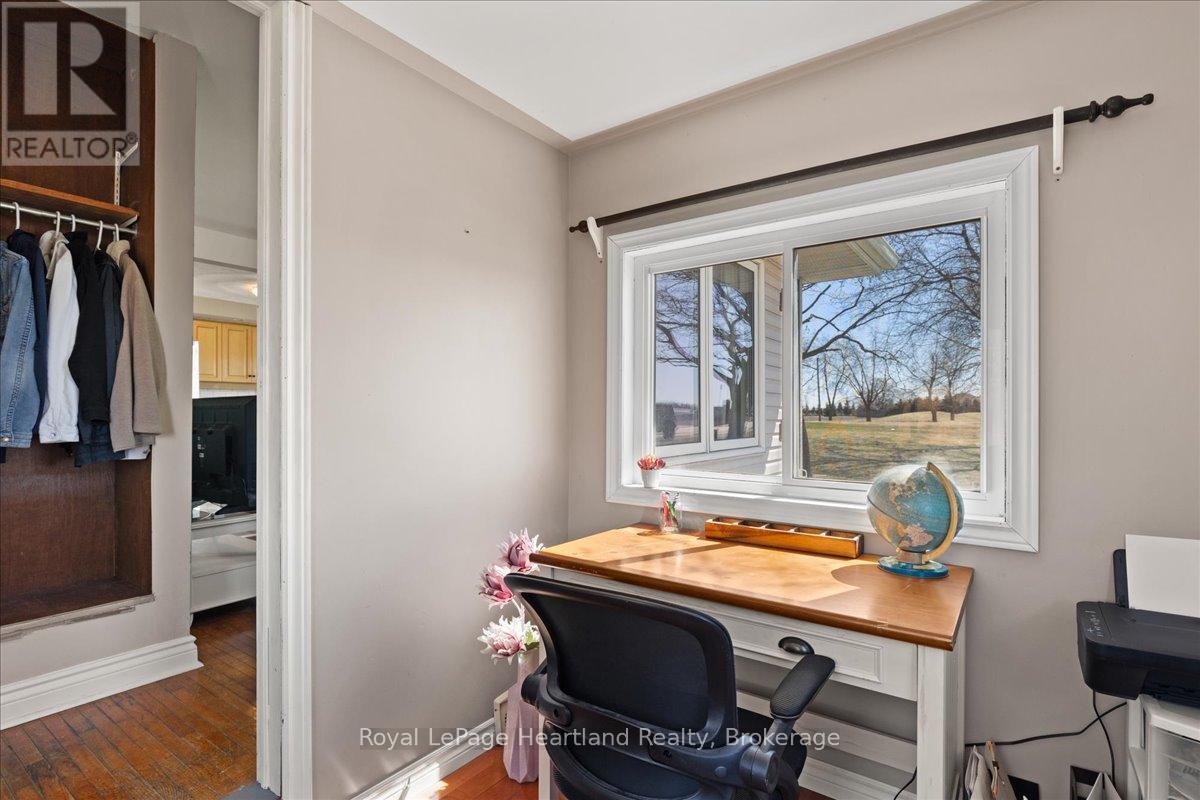 7637 Wellington Road 7, Mapleton, Ontario N0B 1A0 - Photo 7 - X12738716