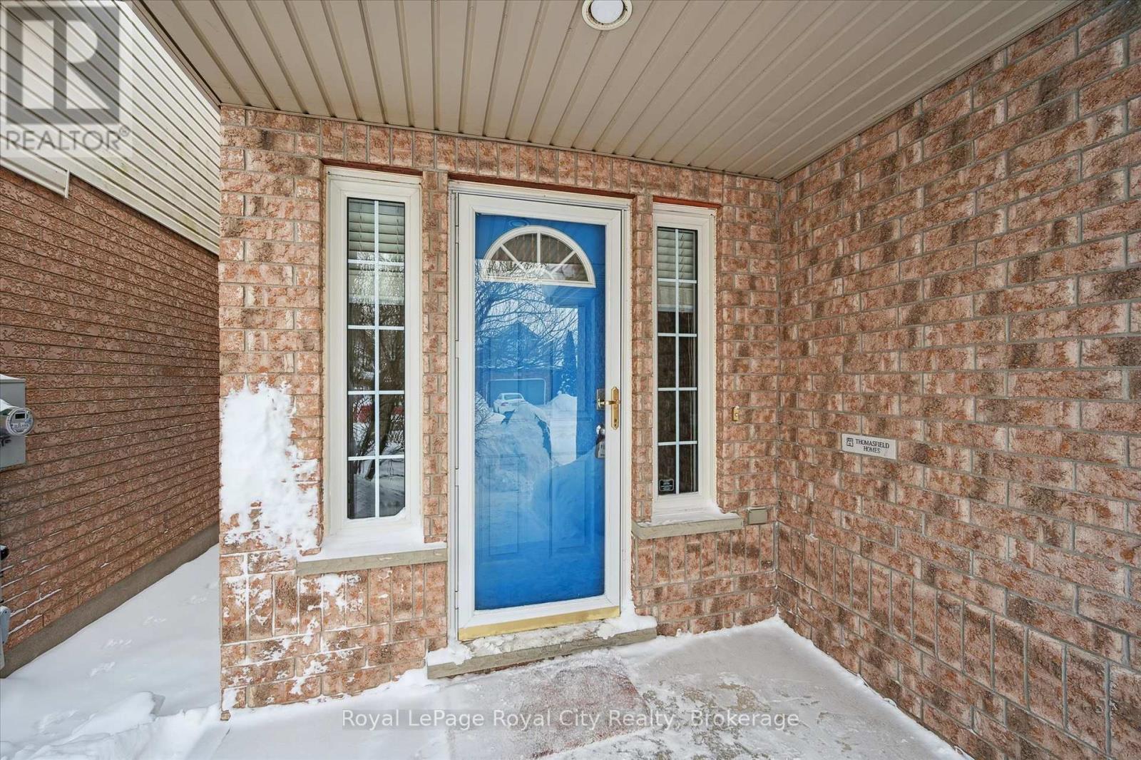 92 Marsh Crescent, Guelph, Ontario  N1L 1L4 - Photo 4 - X12738778