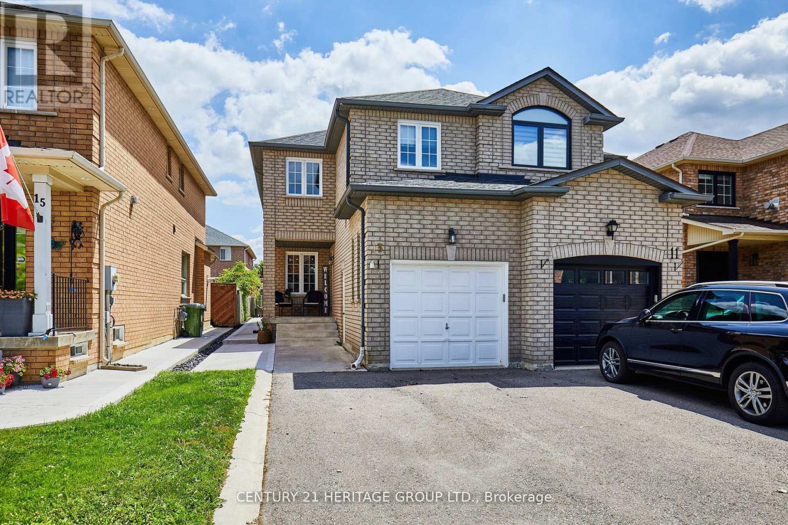 13 CARRIAGE HOUSE ROAD, Caledon, Ontario