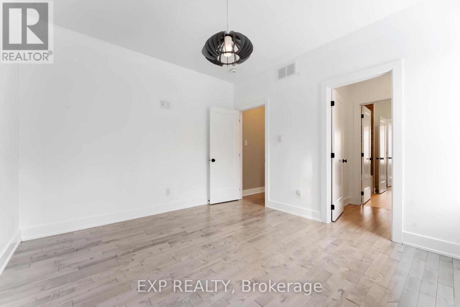 1961 Cedarlakes Way, Ottawa, Ontario  K4P 1P2 - Photo 32 - X12738824