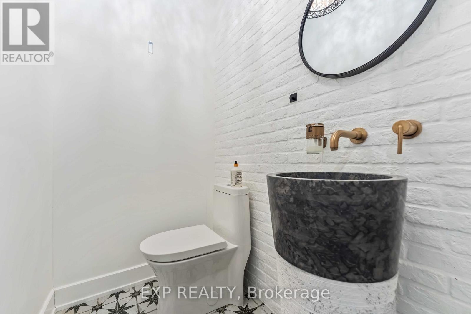 1961 Cedarlakes Way, Ottawa, Ontario  K4P 1P2 - Photo 39 - X12738824