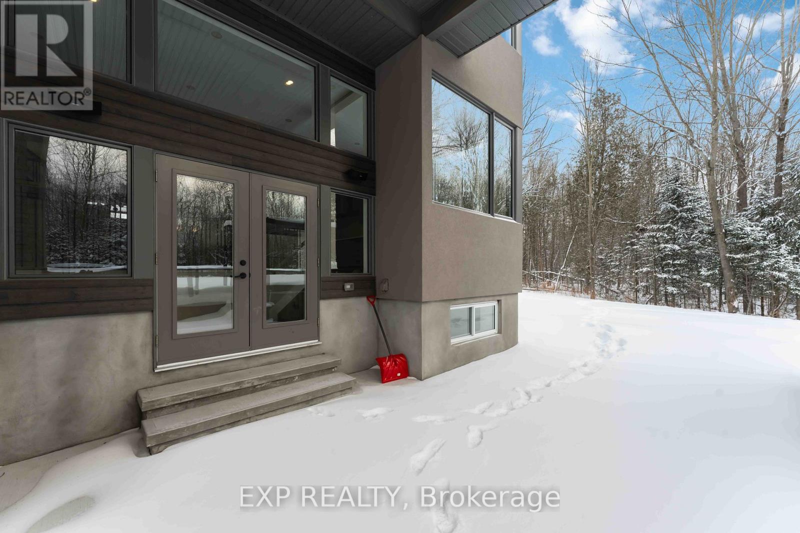 1961 Cedarlakes Way, Ottawa, Ontario  K4P 1P2 - Photo 49 - X12738824