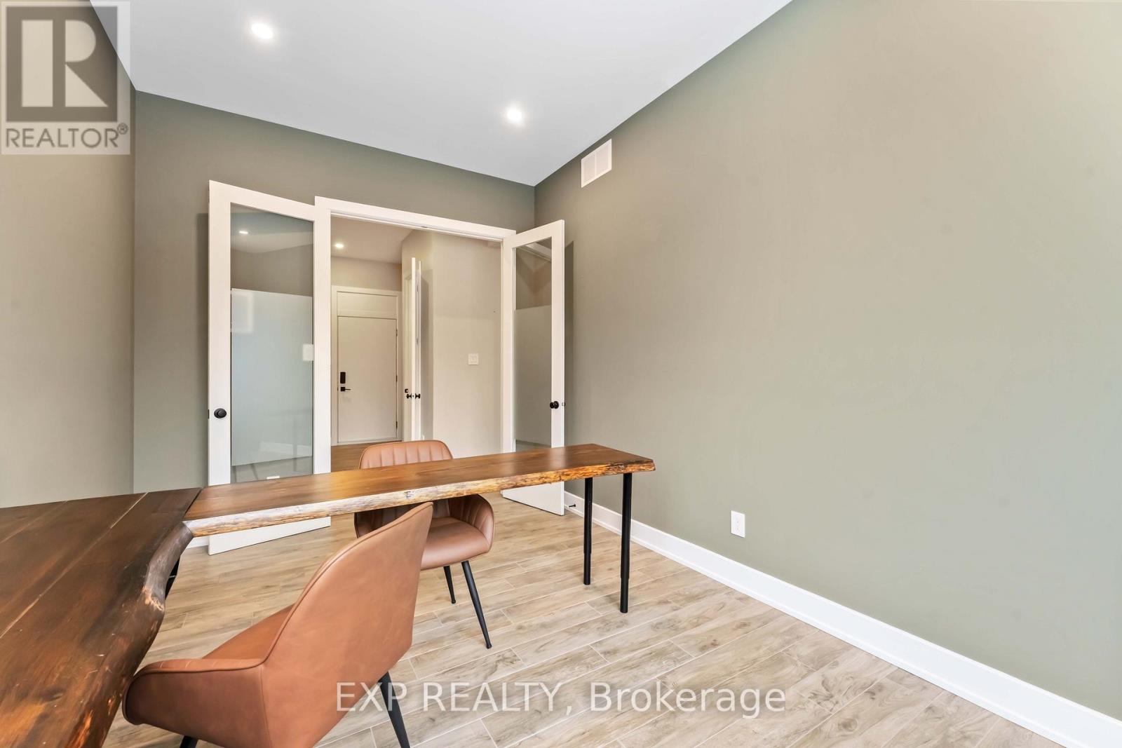 1961 Cedarlakes Way, Ottawa, Ontario K4P 1P2 - Photo 16 - X12738860