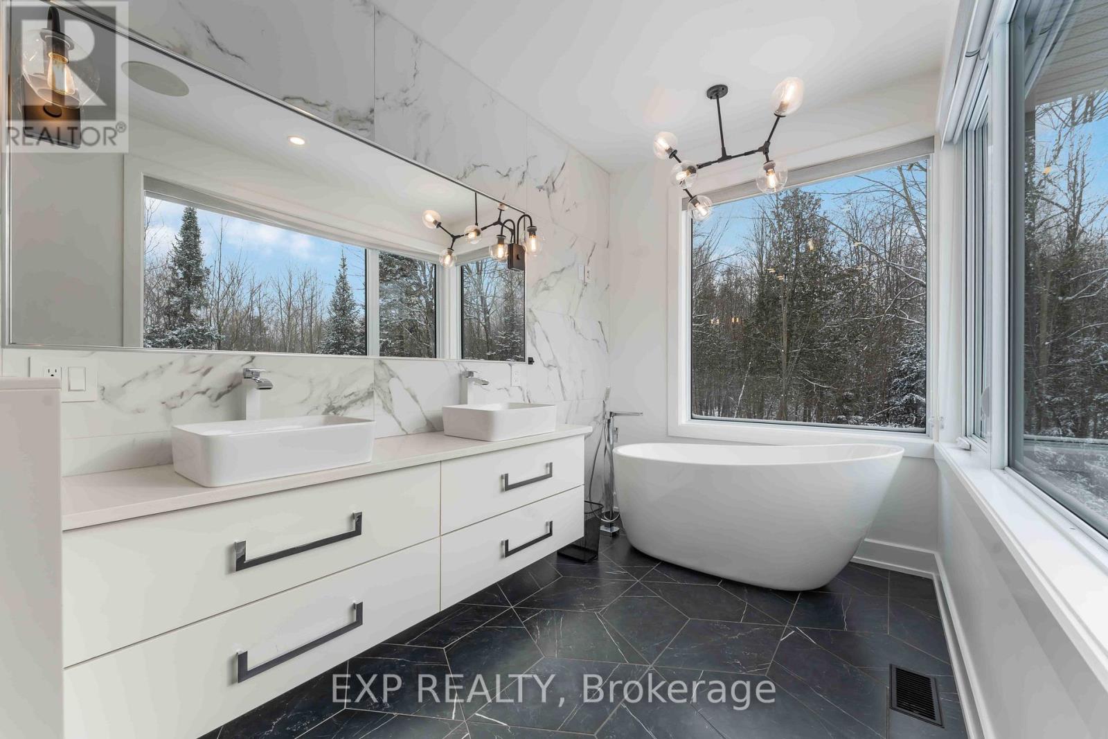 1961 Cedarlakes Way, Ottawa, Ontario K4P 1P2 - Photo 22 - X12738860