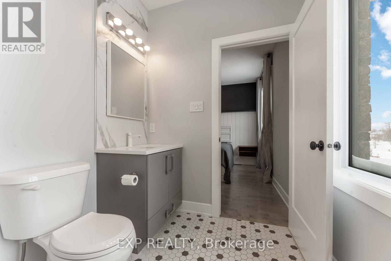 1961 Cedarlakes Way, Ottawa, Ontario K4P 1P2 - Photo 28 - X12738860