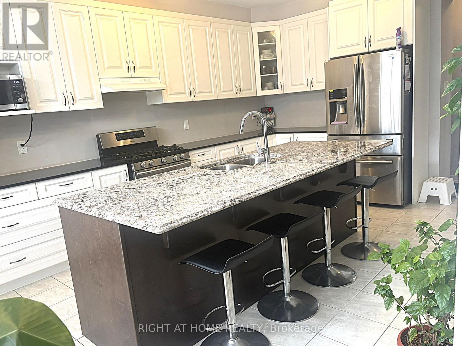 713 Devario Crescent, Ottawa, Ontario  K2J 6H3 - Photo 16 - X12738870