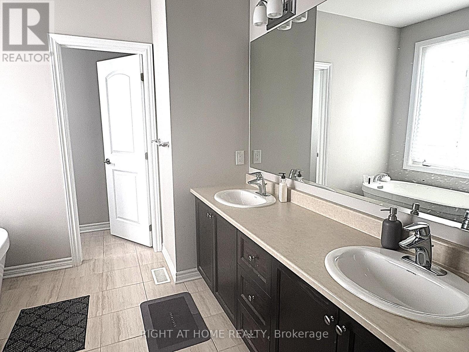 713 Devario Crescent, Ottawa, Ontario  K2J 6H3 - Photo 19 - X12738870