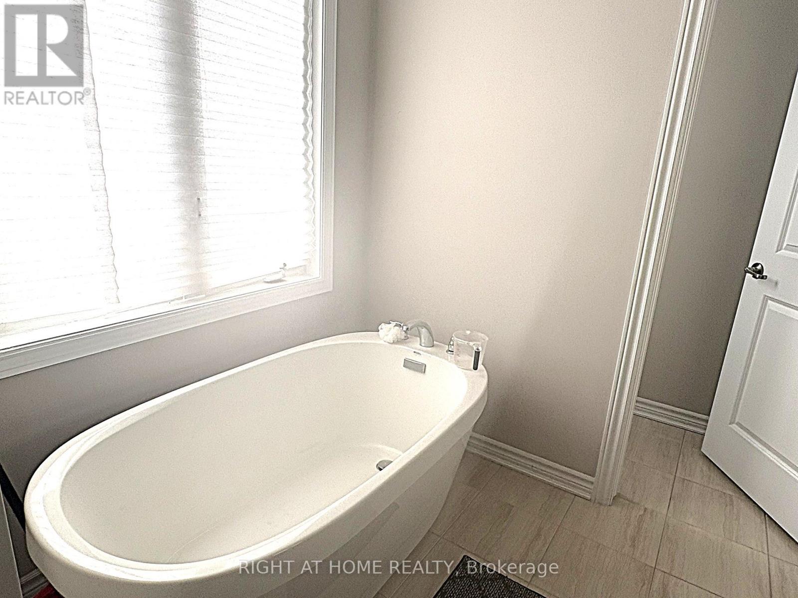 713 Devario Crescent, Ottawa, Ontario  K2J 6H3 - Photo 20 - X12738870