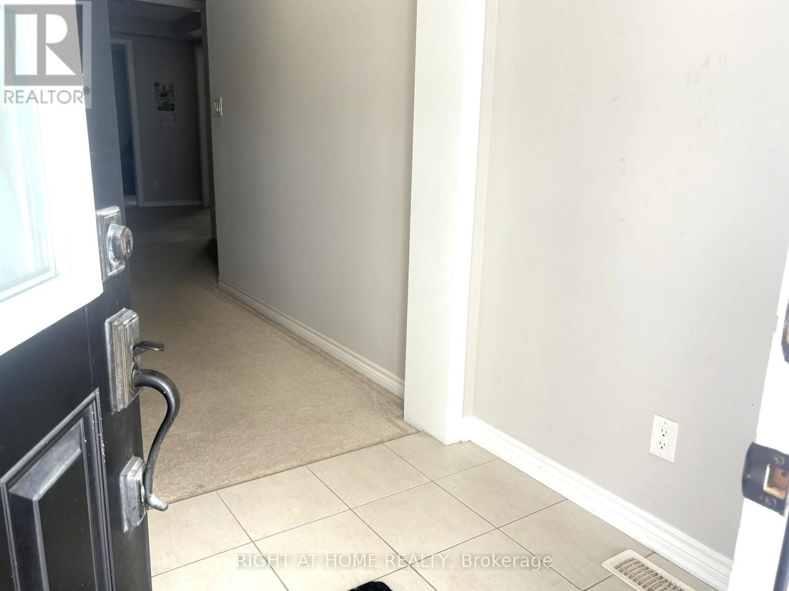 713 Devario Crescent, Ottawa, Ontario  K2J 6H3 - Photo 4 - X12738870