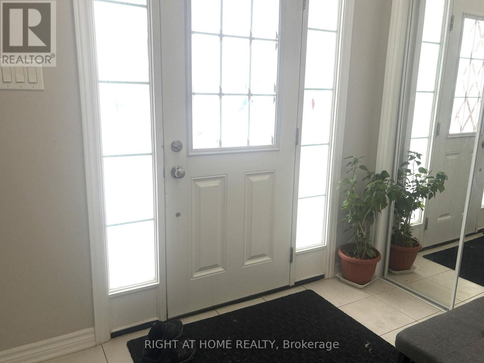 713 Devario Crescent, Ottawa, Ontario  K2J 6H3 - Photo 5 - X12738870