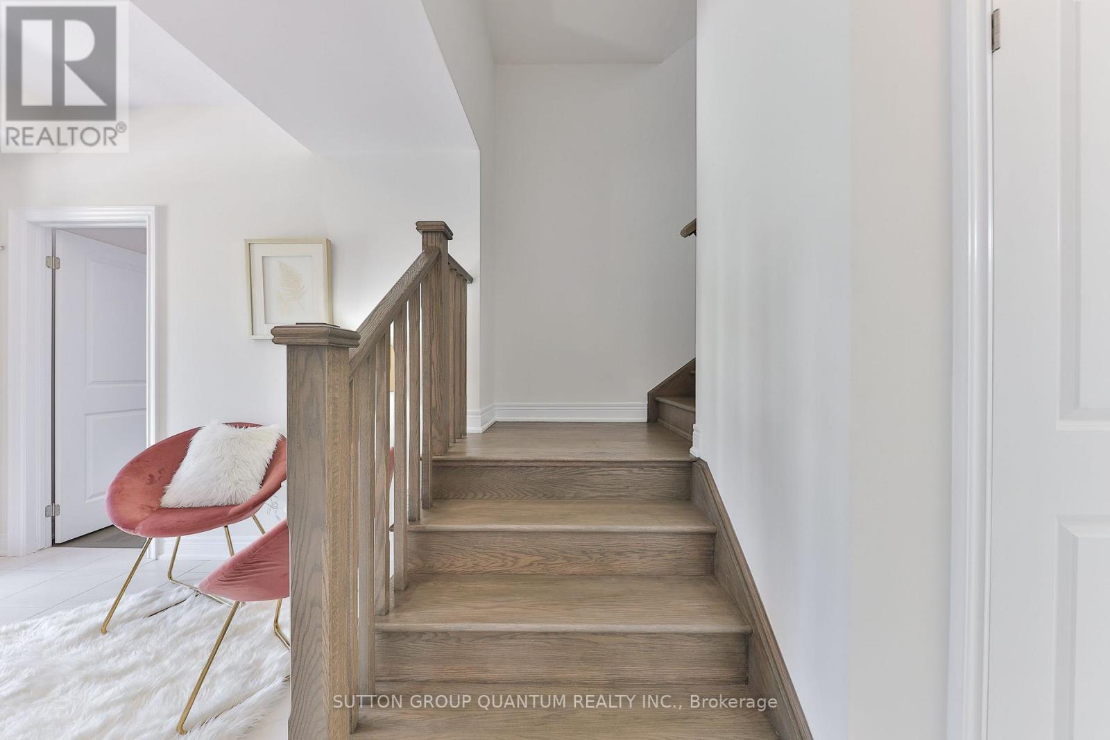 2168 Postmaster Drive, Oakville, Ontario  L6M 5T1 - Photo 10 - W12738604