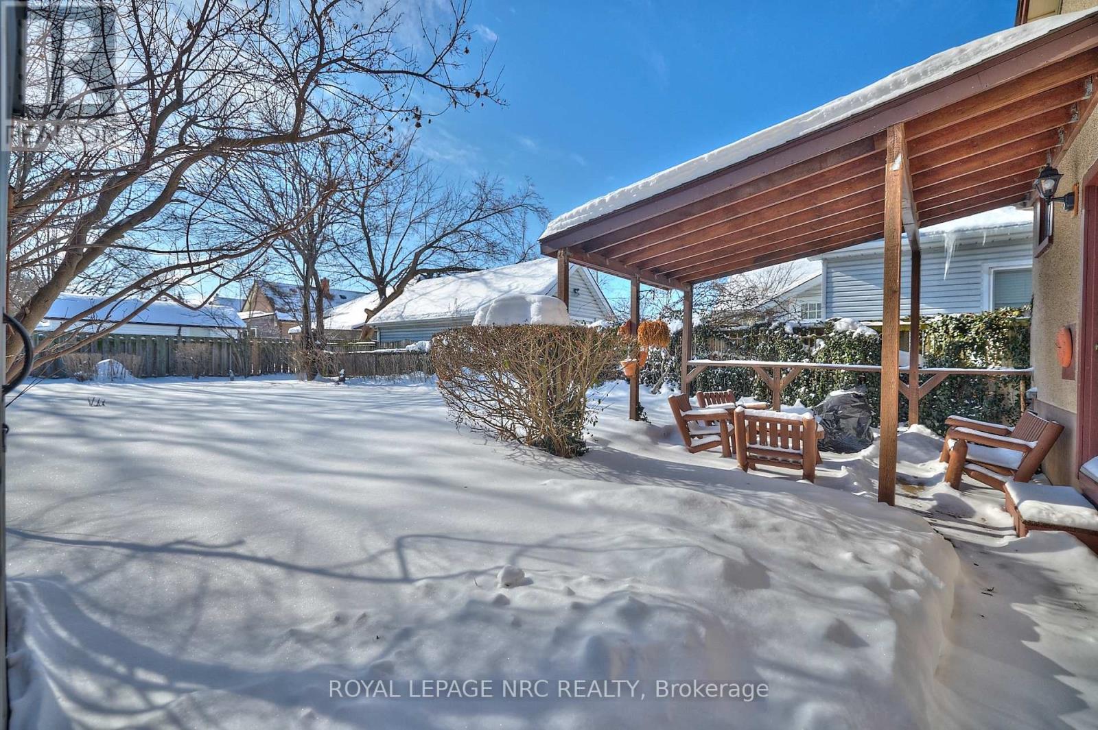 218 Carlton Street, St. Catharines, Ontario  L2R 1S7 - Photo 26 - X12738636