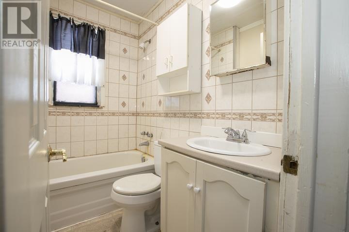 371 Elizabeth St, Sault Ste. Marie, Ontario  P6B 3H3 - Photo 28 - SM260178