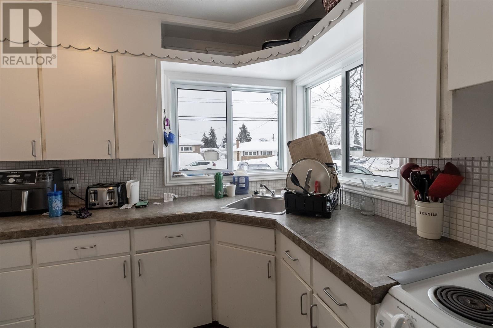 149 Willow Ave, Sault Ste. Marie, Ontario  P6B 5B1 - Photo 3 - SM260193