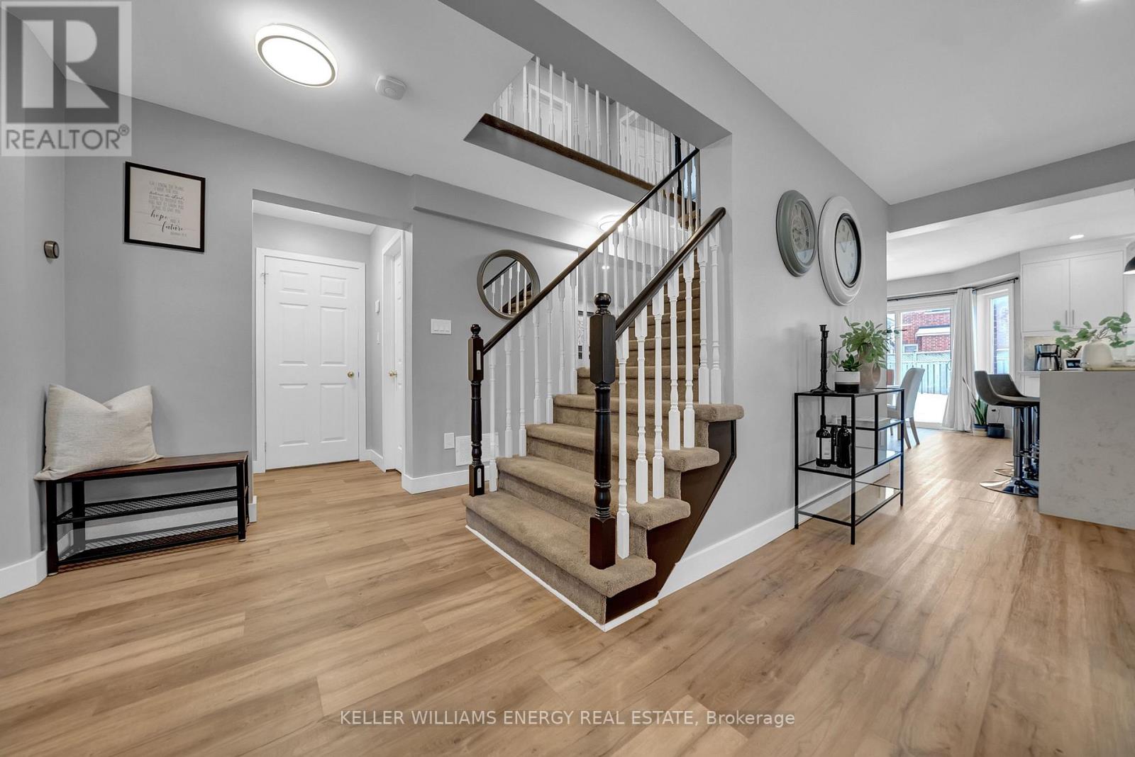 128 West Side Drive, Clarington, Ontario  L1C 5A2 - Photo 10 - E12738688