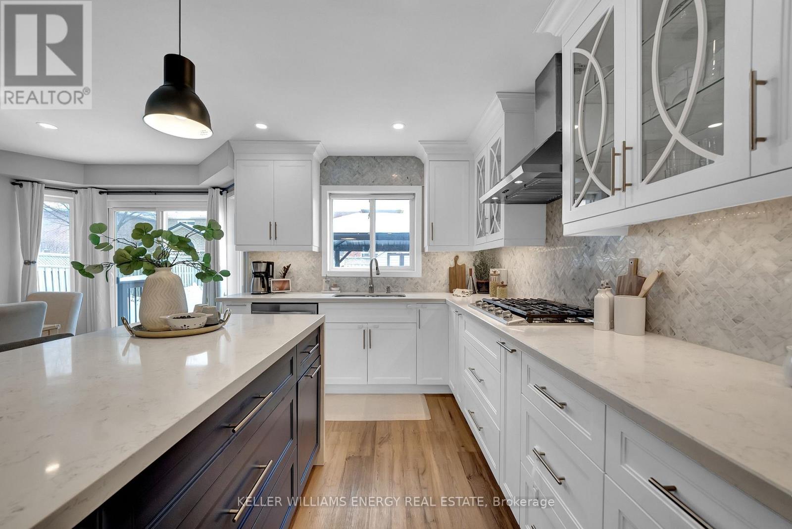 128 West Side Drive, Clarington, Ontario  L1C 5A2 - Photo 13 - E12738688