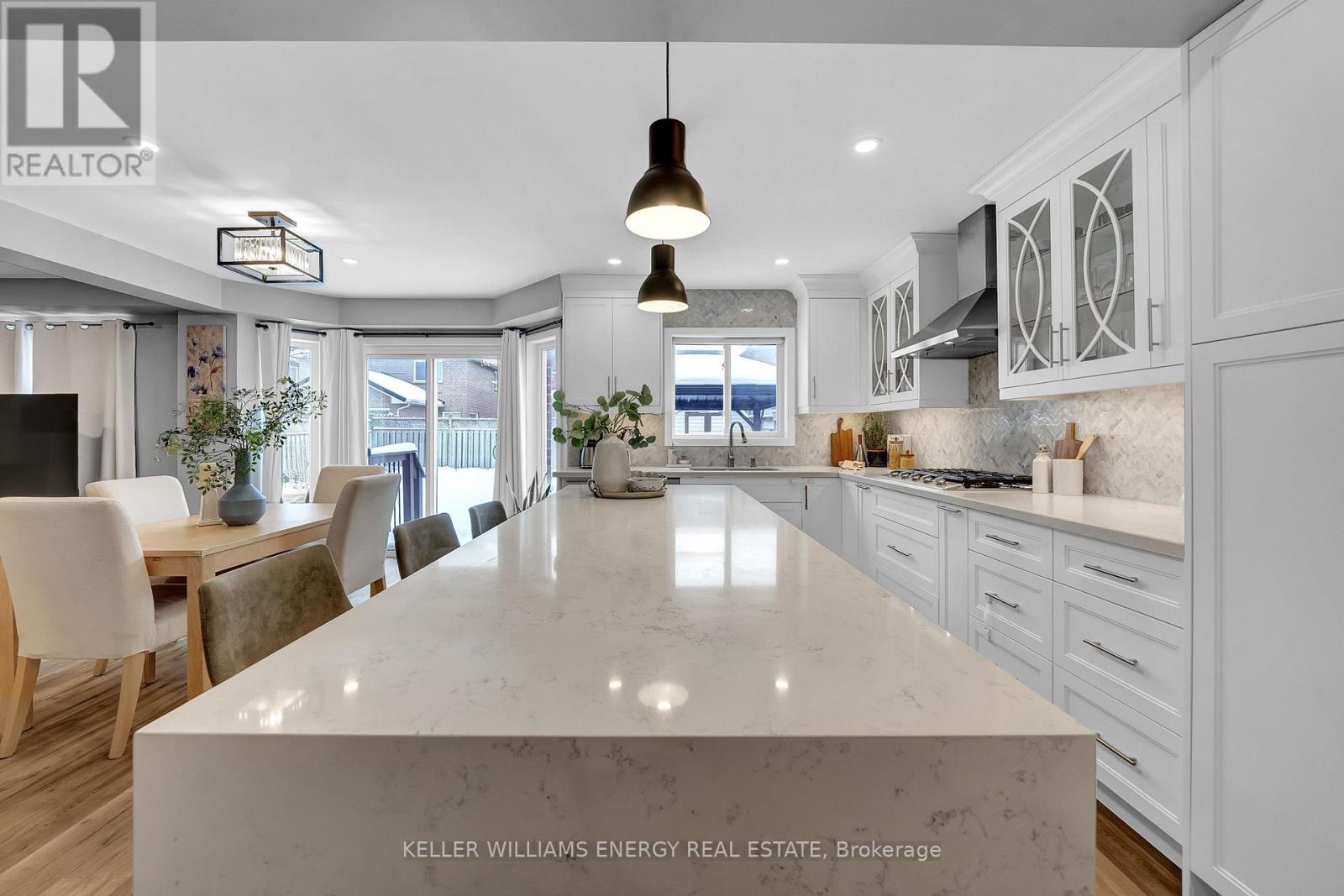 128 West Side Drive, Clarington, Ontario  L1C 5A2 - Photo 14 - E12738688