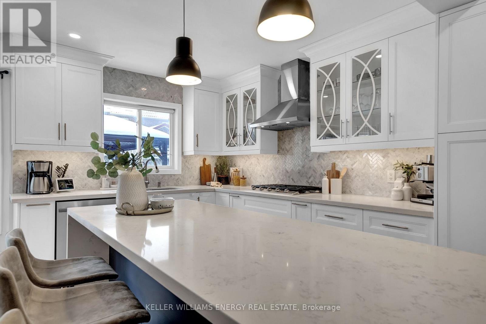 128 West Side Drive, Clarington, Ontario  L1C 5A2 - Photo 15 - E12738688