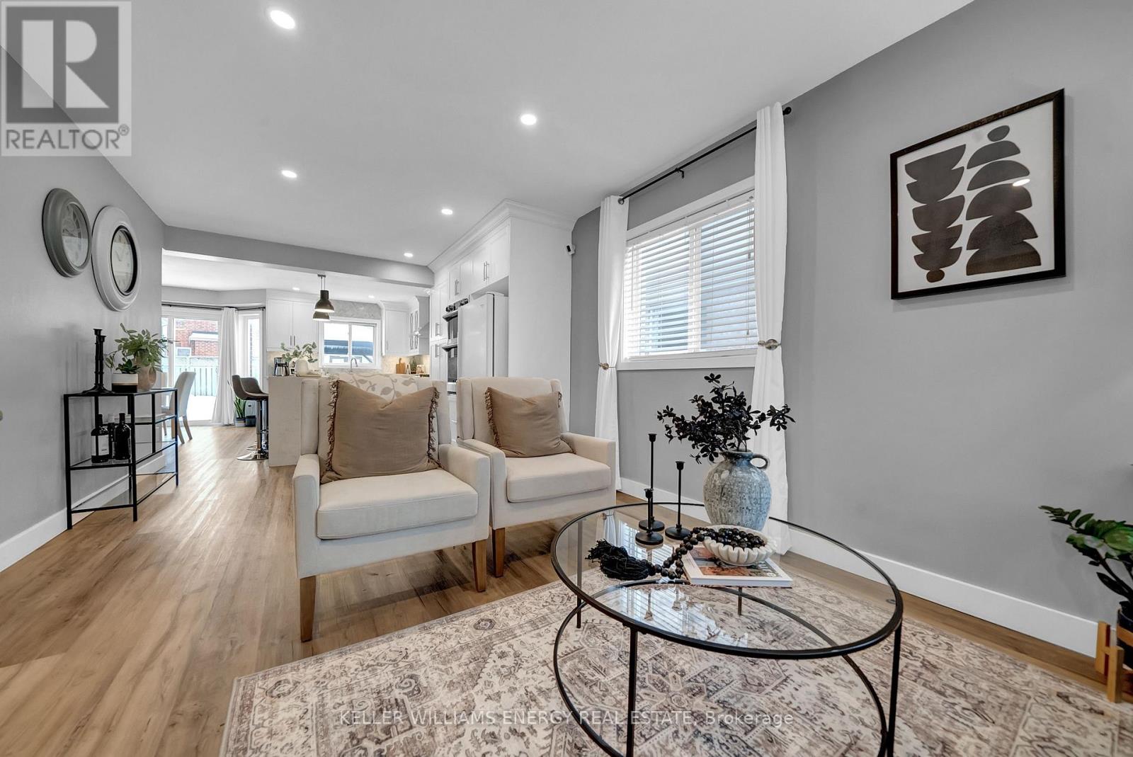 128 West Side Drive, Clarington, Ontario  L1C 5A2 - Photo 9 - E12738688