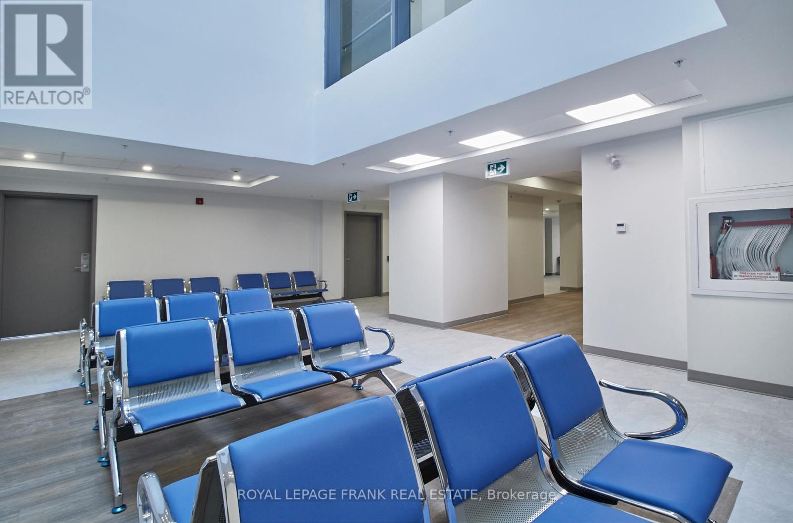 201 - 109 King Avenue, Clarington, Ontario  L1B 1H3 - Photo 3 - E12738762