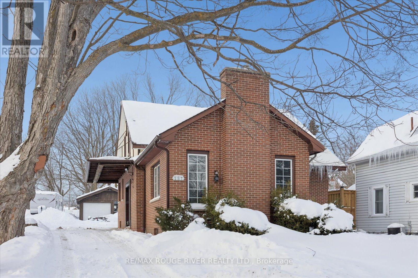 151 Cameron Street W, Brock, Ontario  L0E 1E0 - Photo 2 - N12738708