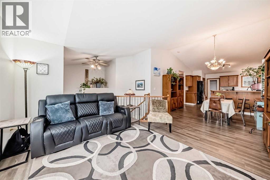 13 Rolling Hills Ridge, Blackfalds, Alberta  T0M 0J0 - Photo 13 - A2281719