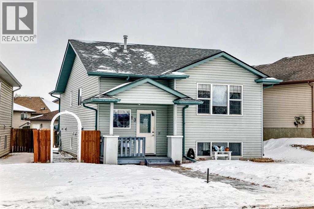 13 Rolling Hills Ridge, Blackfalds, Alberta
