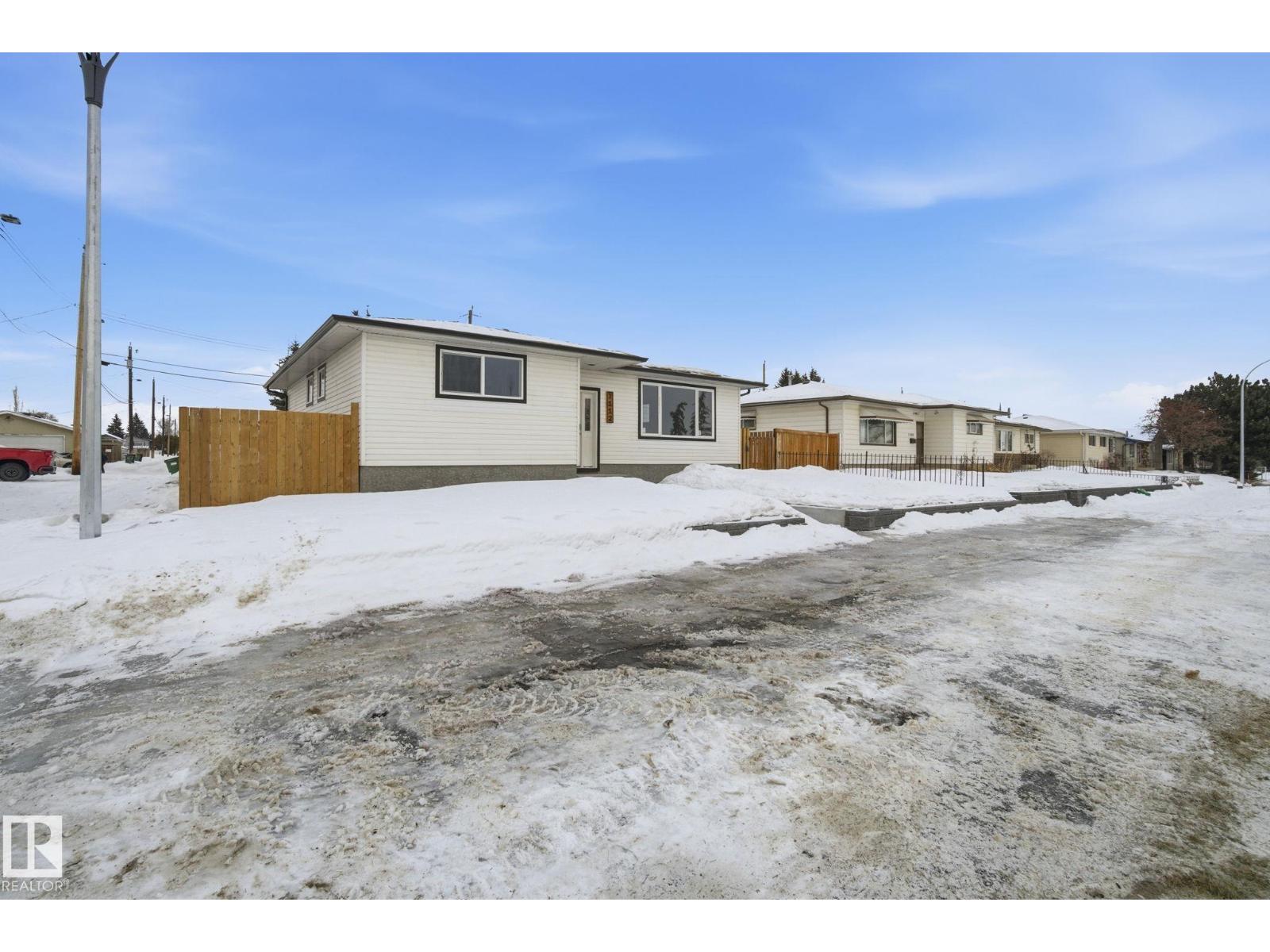 7112 132 Av Nw, Edmonton, Alberta  T5C 2A6 - Photo 3 - E4471411