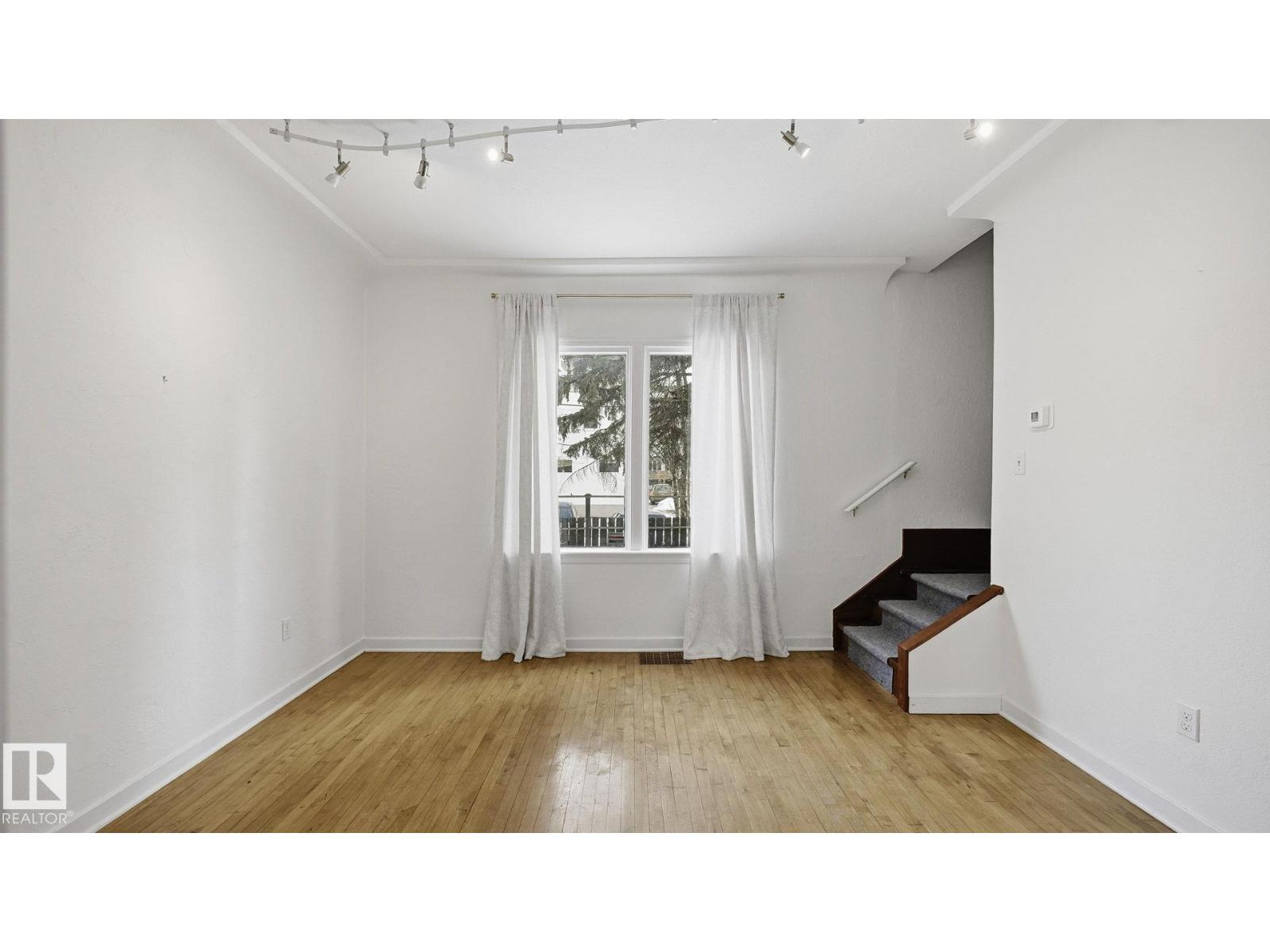 10149 122 St Nw, Edmonton, Alberta  T5N 1L7 - Photo 11 - E4471413