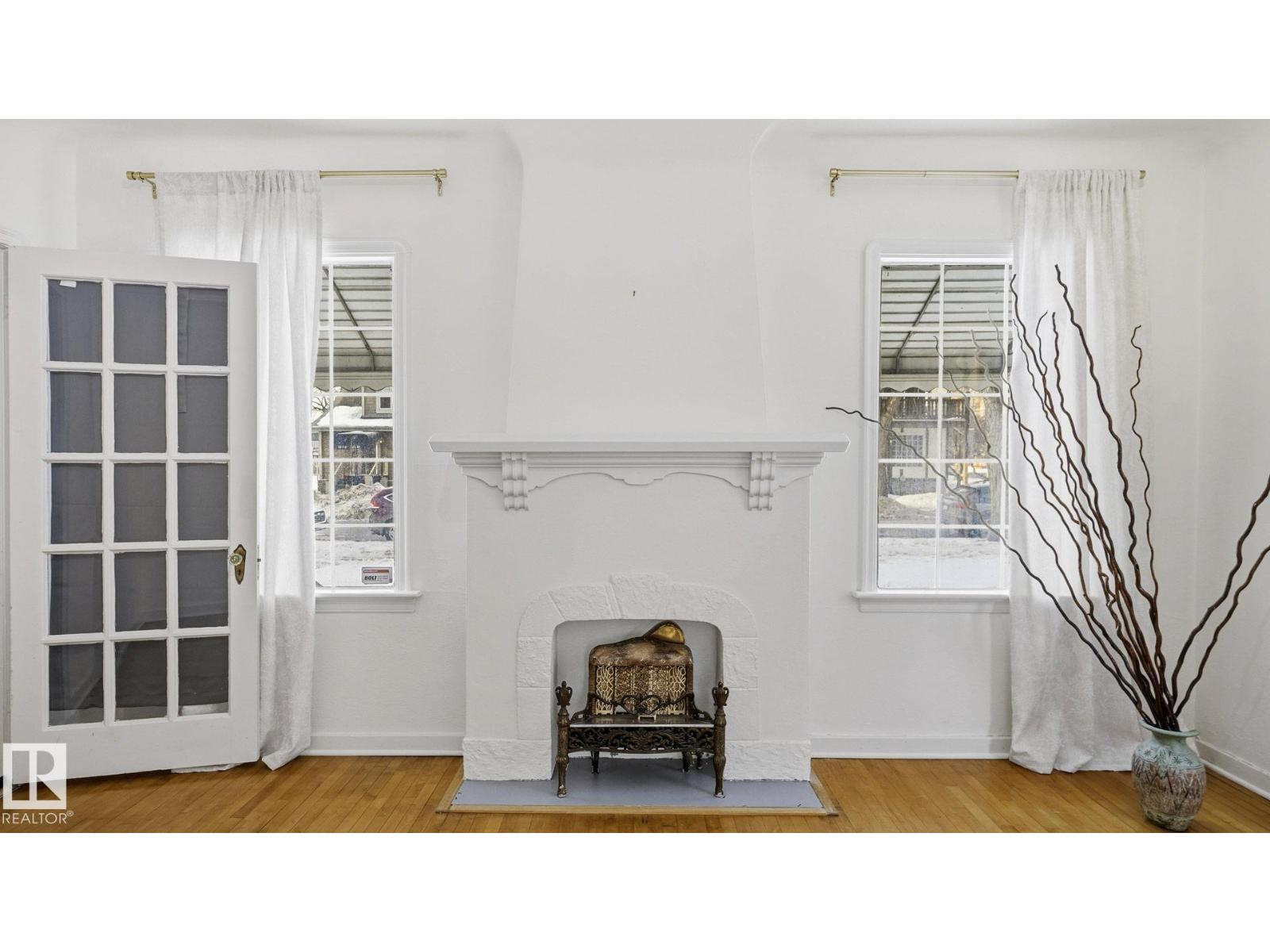 10149 122 St Nw, Edmonton, Alberta  T5N 1L7 - Photo 4 - E4471413