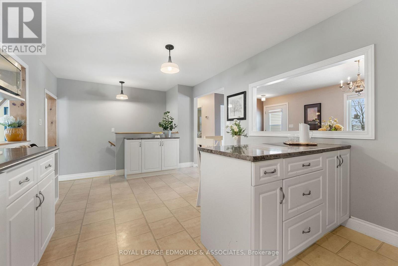 142 Springfield Crescent, Pembroke, Ontario  K8A 8J3 - Photo 12 - X12738818