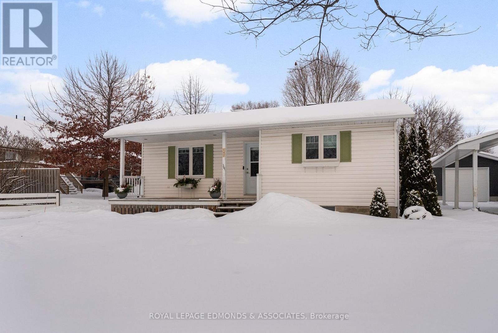 142 Springfield Crescent, Pembroke, Ontario  K8A 8J3 - Photo 2 - X12738818