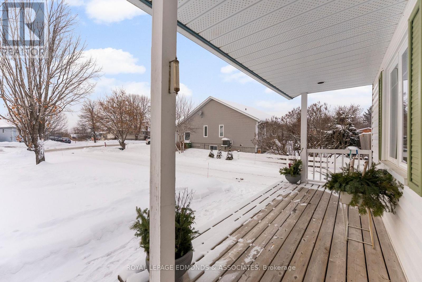 142 Springfield Crescent, Pembroke, Ontario  K8A 8J3 - Photo 35 - X12738818