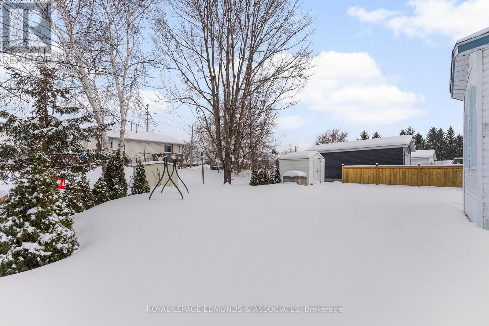 142 Springfield Crescent, Pembroke, Ontario  K8A 8J3 - Photo 36 - X12738818