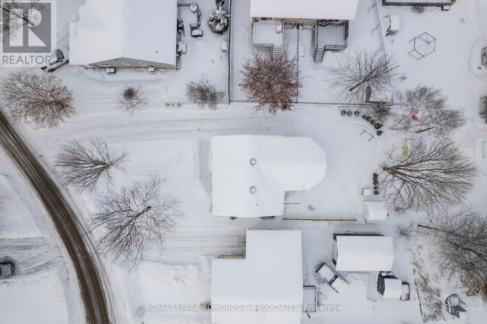 142 Springfield Crescent, Pembroke, Ontario  K8A 8J3 - Photo 41 - X12738818