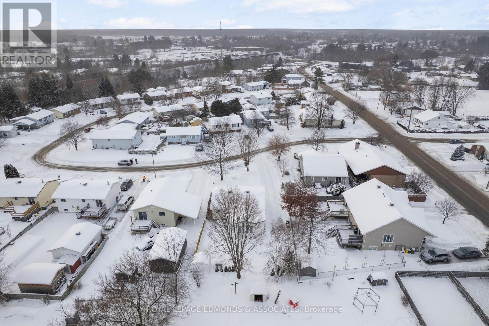 142 Springfield Crescent, Pembroke, Ontario  K8A 8J3 - Photo 43 - X12738818