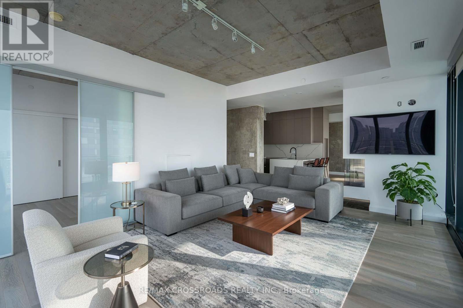 4401 - 224 King Street W, Toronto, Ontario  M5V 1H8 - Photo 6 - C12738638