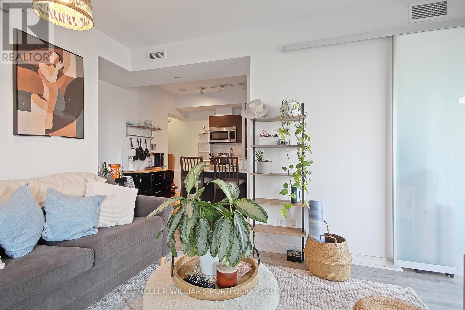 1409 - 42 Charles Street E, Toronto, Ontario  M4Y 0B7 - Photo 13 - C12738686